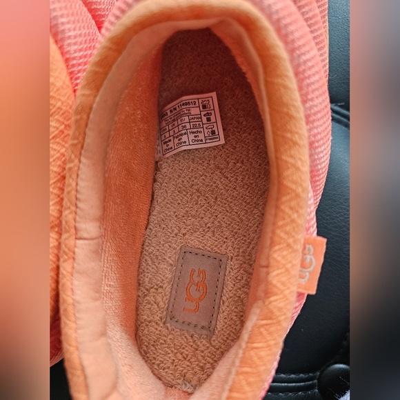 UGG Tasman LTA Kids Girls Boys Insulated Puffy Slippers in Peach Size 4 NEW 36 3 - Picture 6 of 6